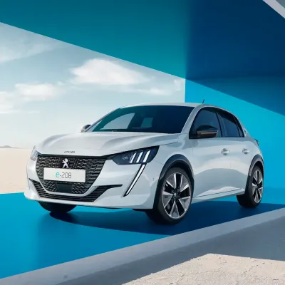 Peugeot E-208